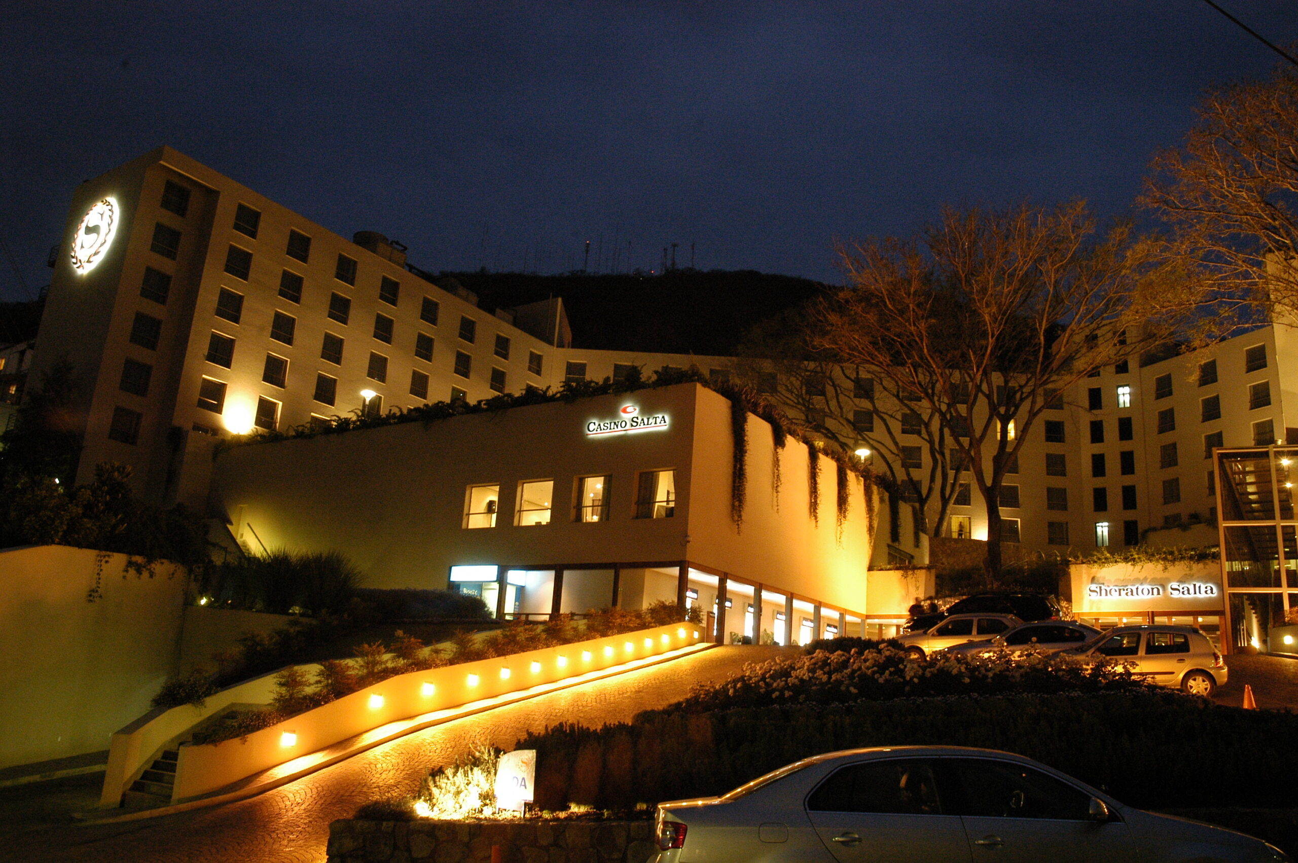 comerciales-hotel-sheraton-salta-exterior-1