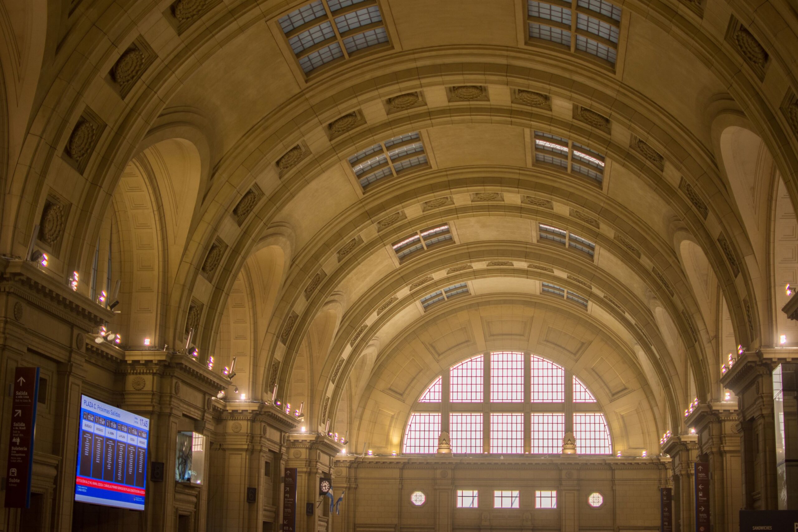infra-estacion-constitucion-interior-01