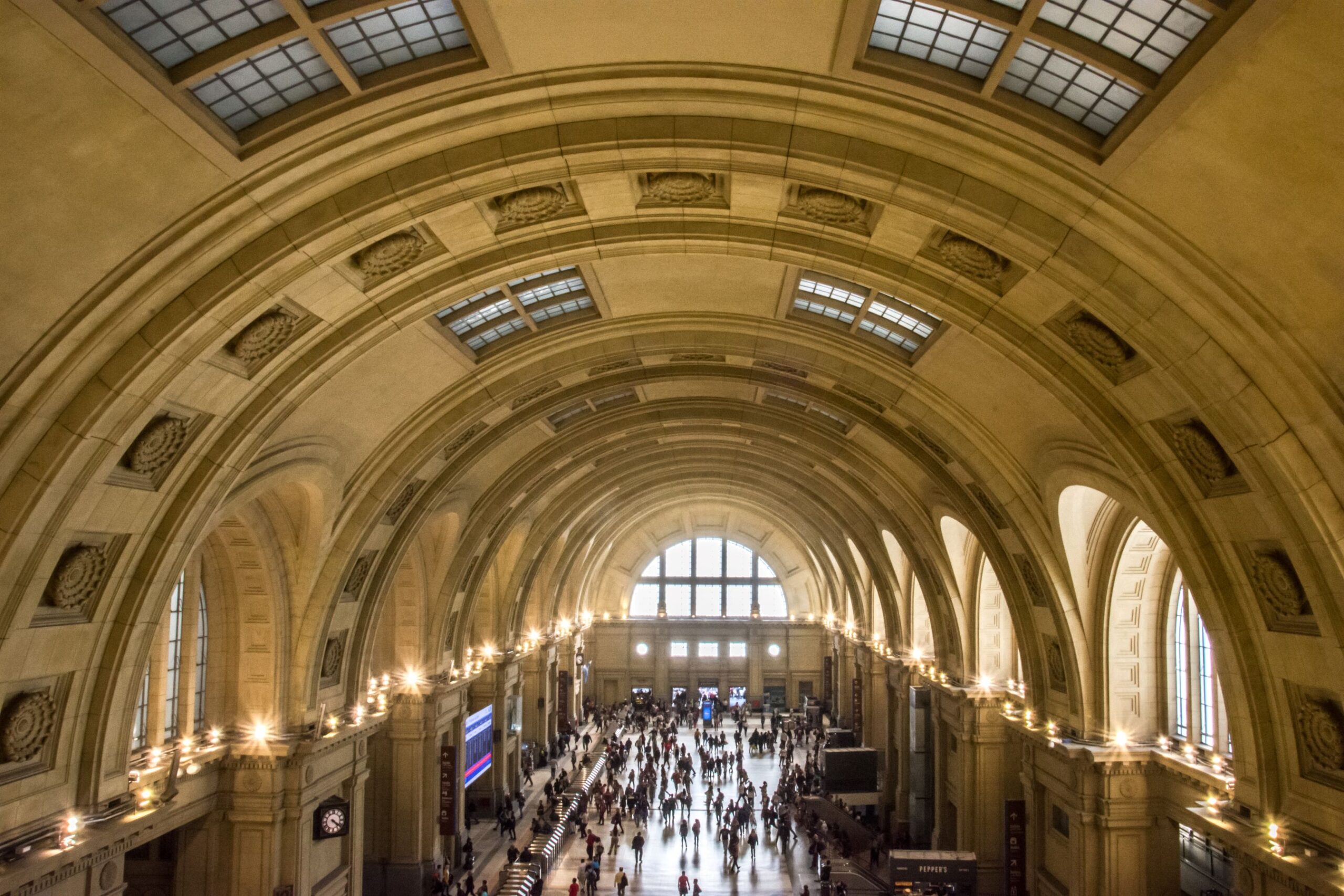 infra-estacion-constitucion-interior-01b